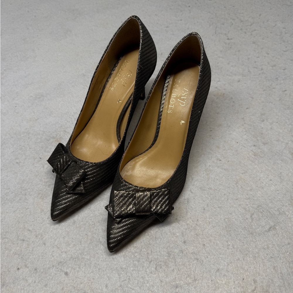 Talbots RSVP Erica Bow Pump Heels Dark Gold Lurex Fabric Size 9